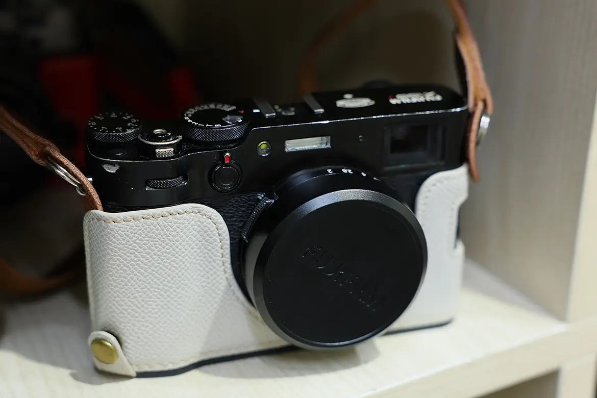 Fujifilm X100V nhỏ gọn lens cố định đang cho thuê tại Đà Lạt
