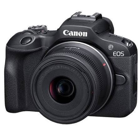Thân máy Canon EOS R100 màu đen gắn ống kính kit RF-S, ảnh sản phẩm nền trắng